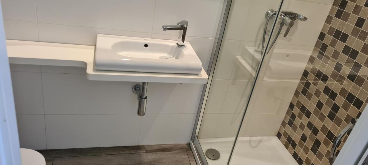 Habitación Doble con baño privado