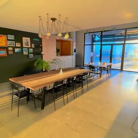 Area Surf House-3